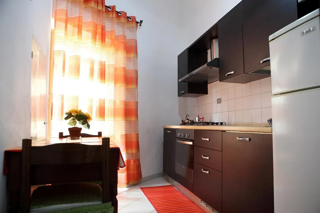 Appartamento Casa Luigi Sergio - affitto breve Santo Stefano di Camastra Italia